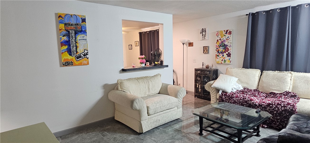 5081 Pioneer Avenue 204 Las Vegas NV 89146