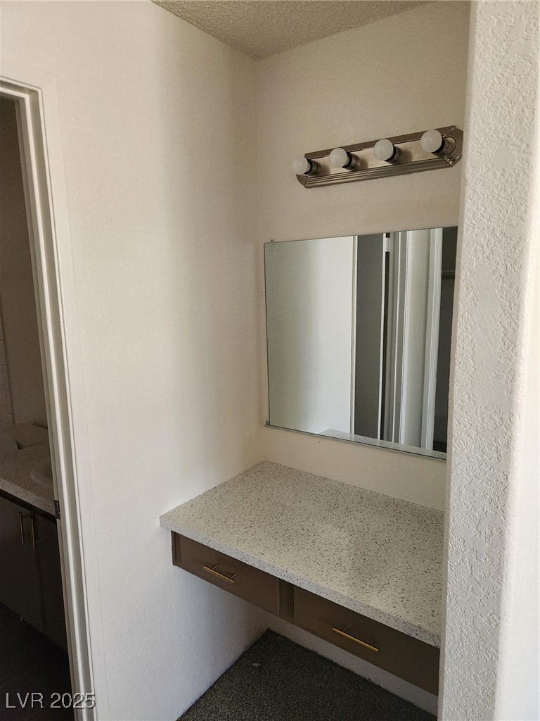 5261 Mission Carmel Lane 204 Las Vegas NV 89107