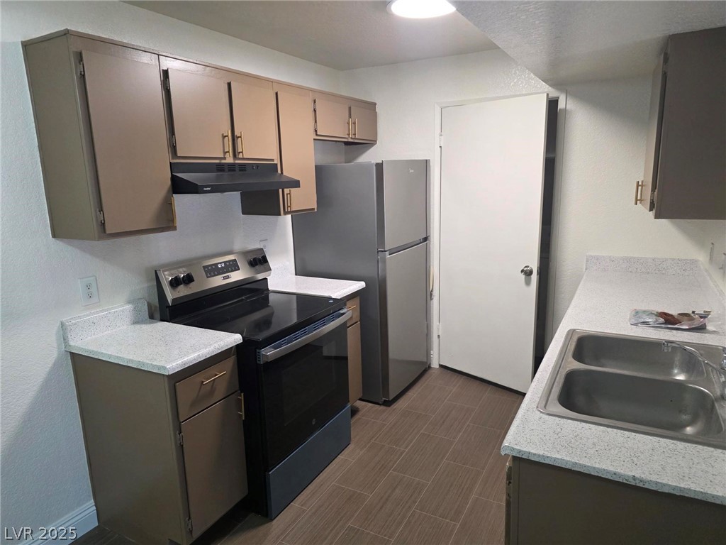 5261 Mission Carmel Lane 204 Las Vegas NV 89107