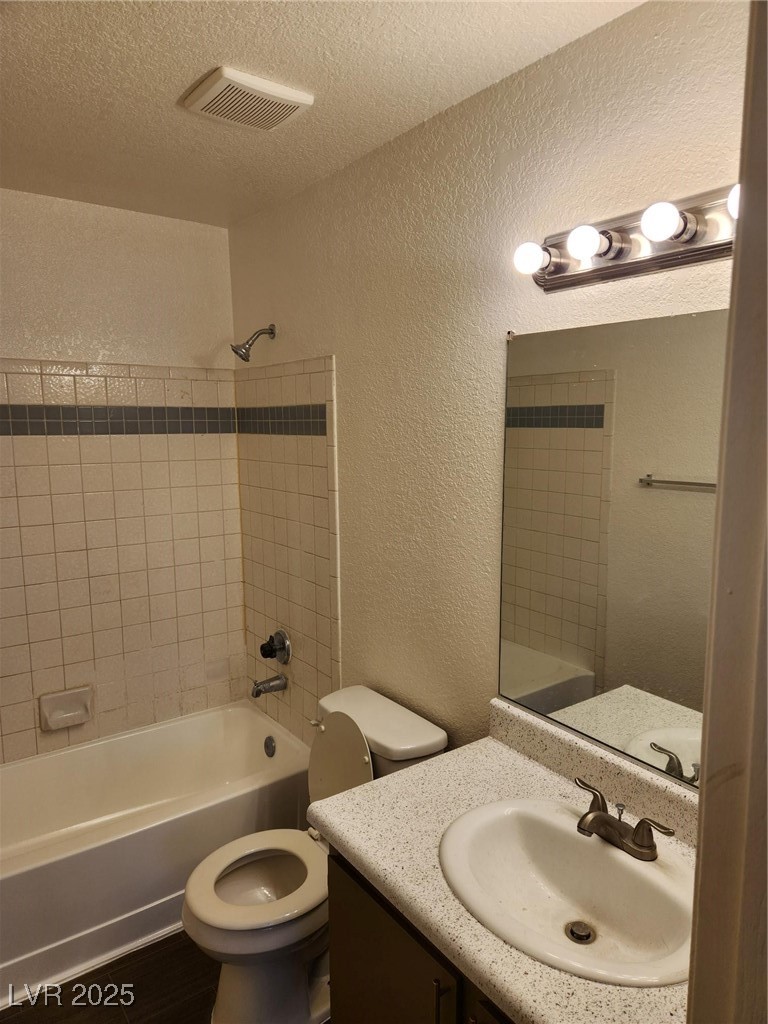 5261 Mission Carmel Lane 204 Las Vegas NV 89107