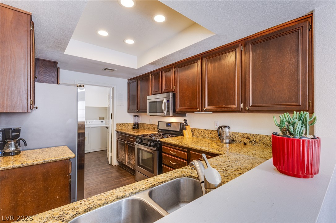 1684 Normandy Way 811 Henderson NV 89014