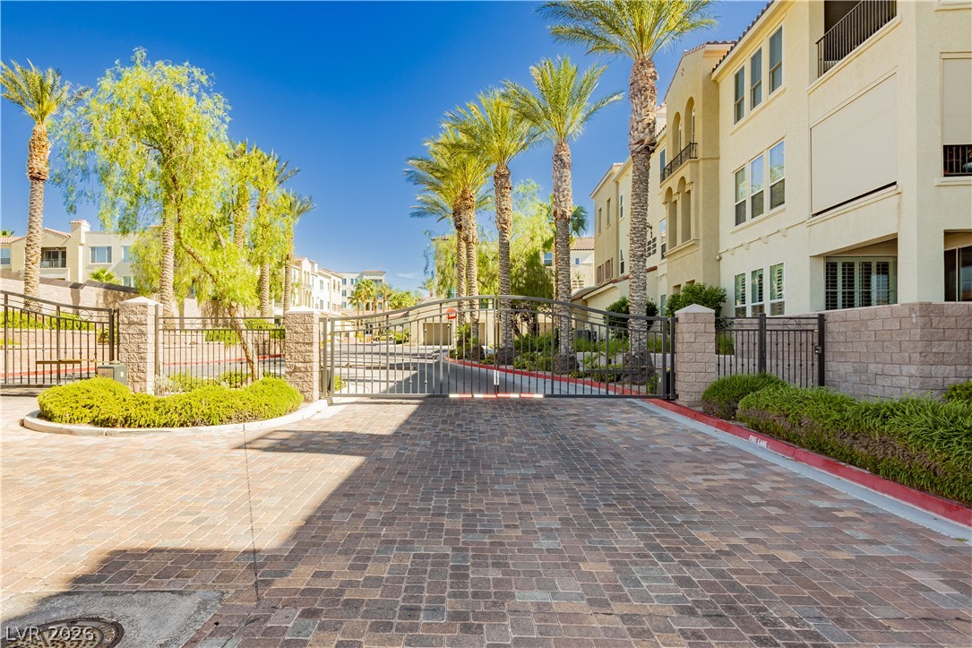 2555 Hampton Road 3308 Henderson NV 89052