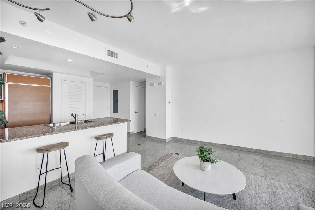 322 Karen Avenue 1005 Las Vegas NV 89109