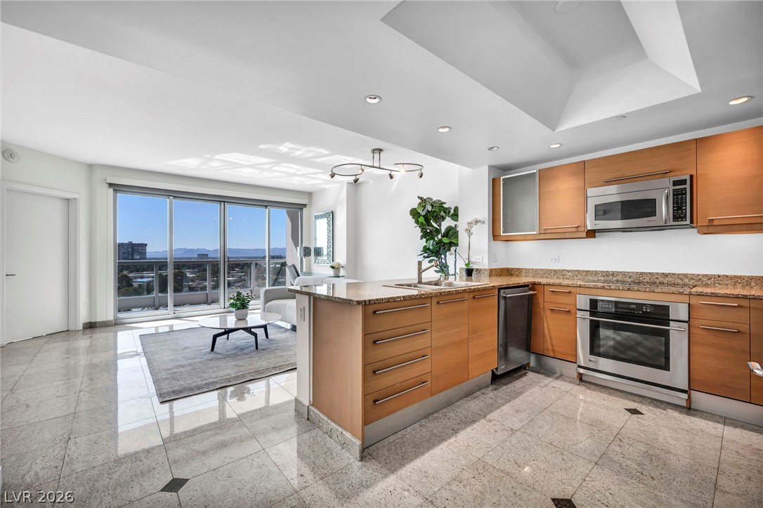 322 Karen Avenue 1005 Las Vegas NV 89109
