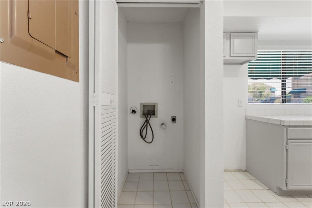 2220 Pine Breeze Lane 102 Las Vegas NV 89119