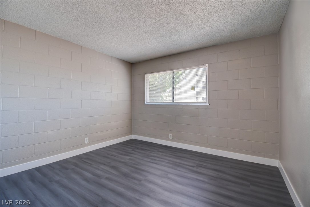 625 South Royal Crest Circle 13 Las Vegas NV 89169