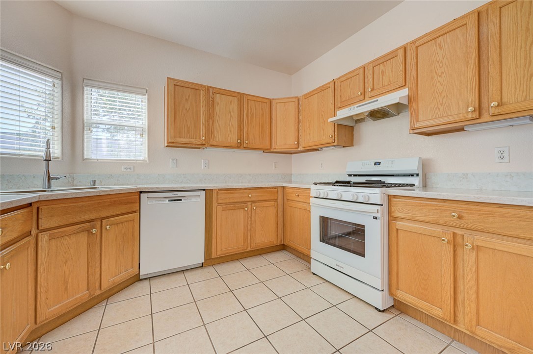 2152 Gravel Hill Street 103 Las Vegas NV 89117