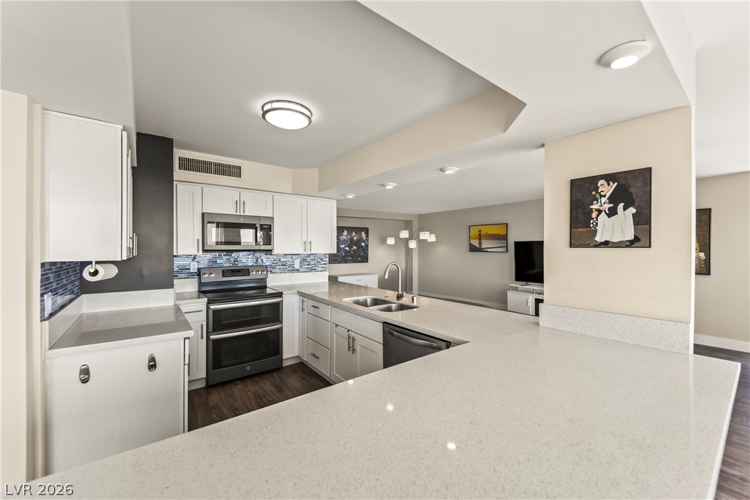 3111 Bel Air Drive 21f Las Vegas NV 89109