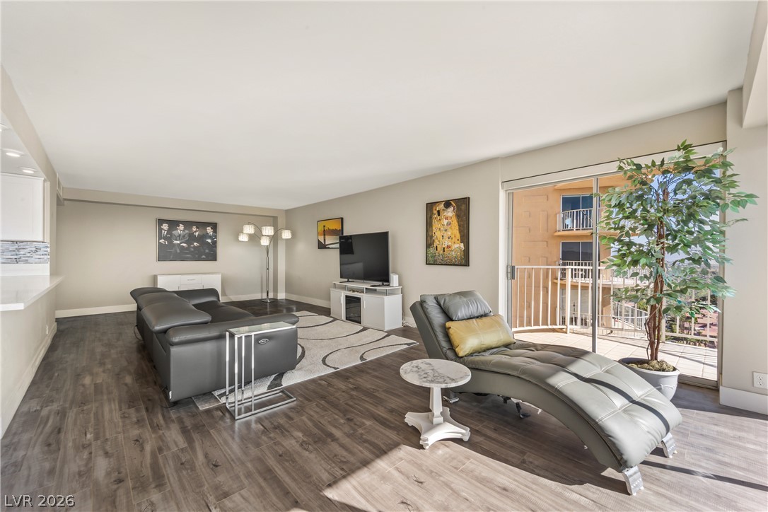 3111 Bel Air Drive 21f Las Vegas NV 89109