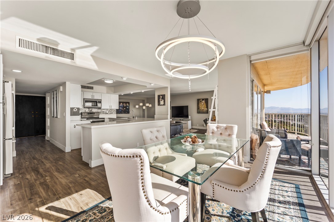 3111 Bel Air Drive 21f Las Vegas NV 89109