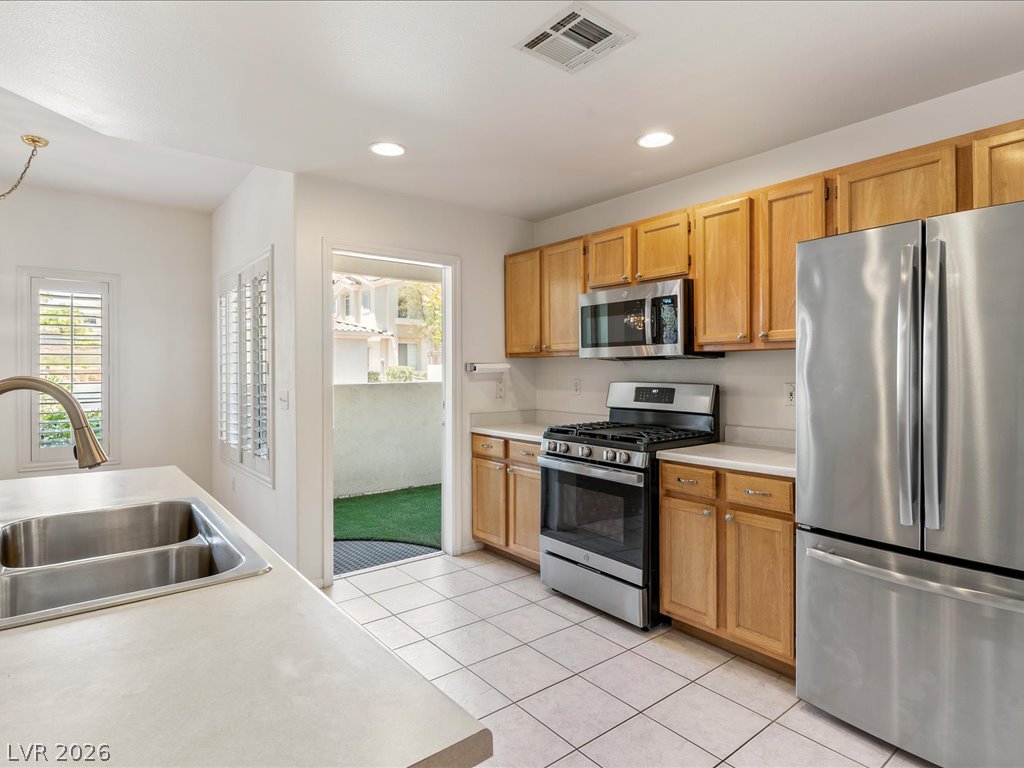 1500 Ruby Cliffs Lane 103 Las Vegas NV 89144