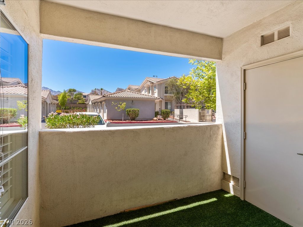 1500 Ruby Cliffs Lane 103 Las Vegas NV 89144