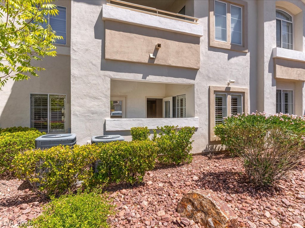 1500 Ruby Cliffs Lane 103 Las Vegas NV 89144