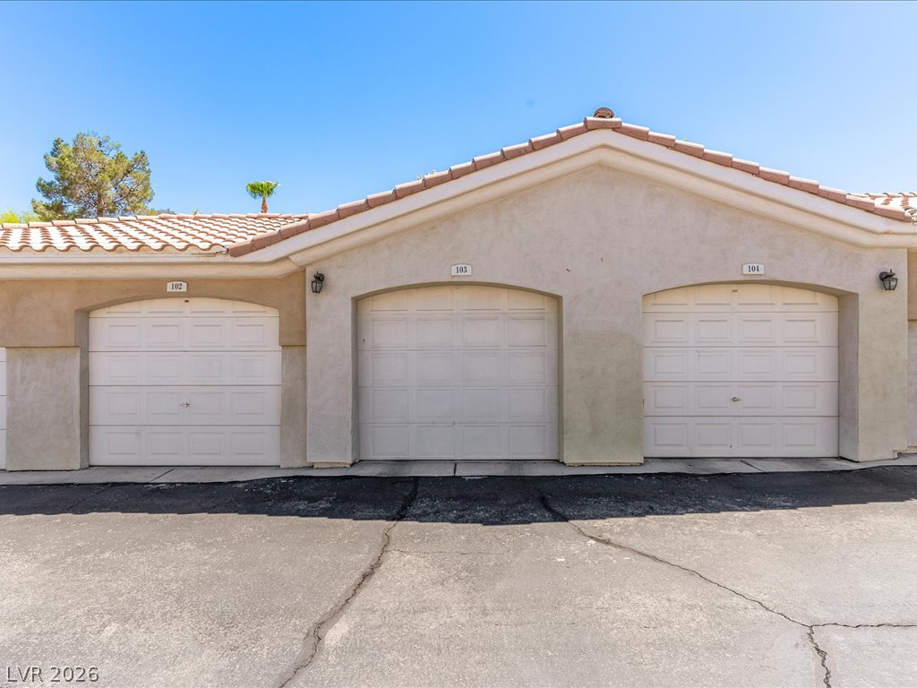 1500 Ruby Cliffs Lane 103 Las Vegas NV 89144