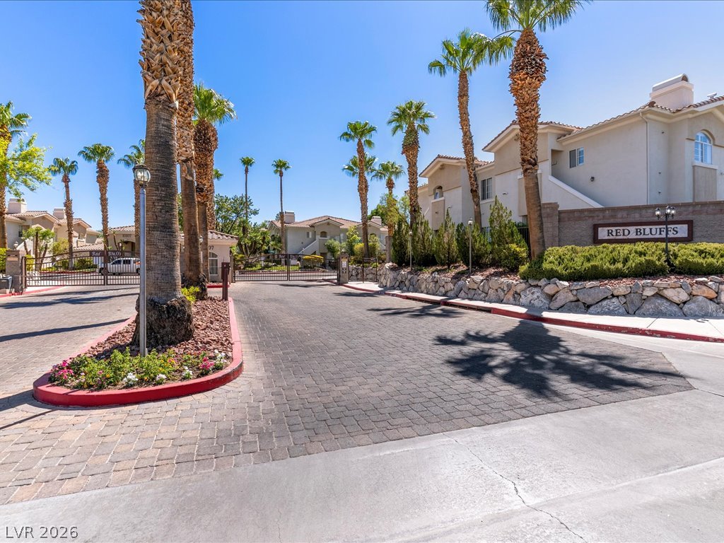 1500 Ruby Cliffs Lane 103 Las Vegas NV 89144