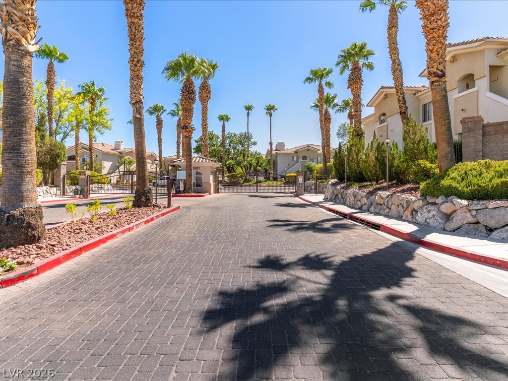 1500 Ruby Cliffs Lane 103 Las Vegas NV 89144