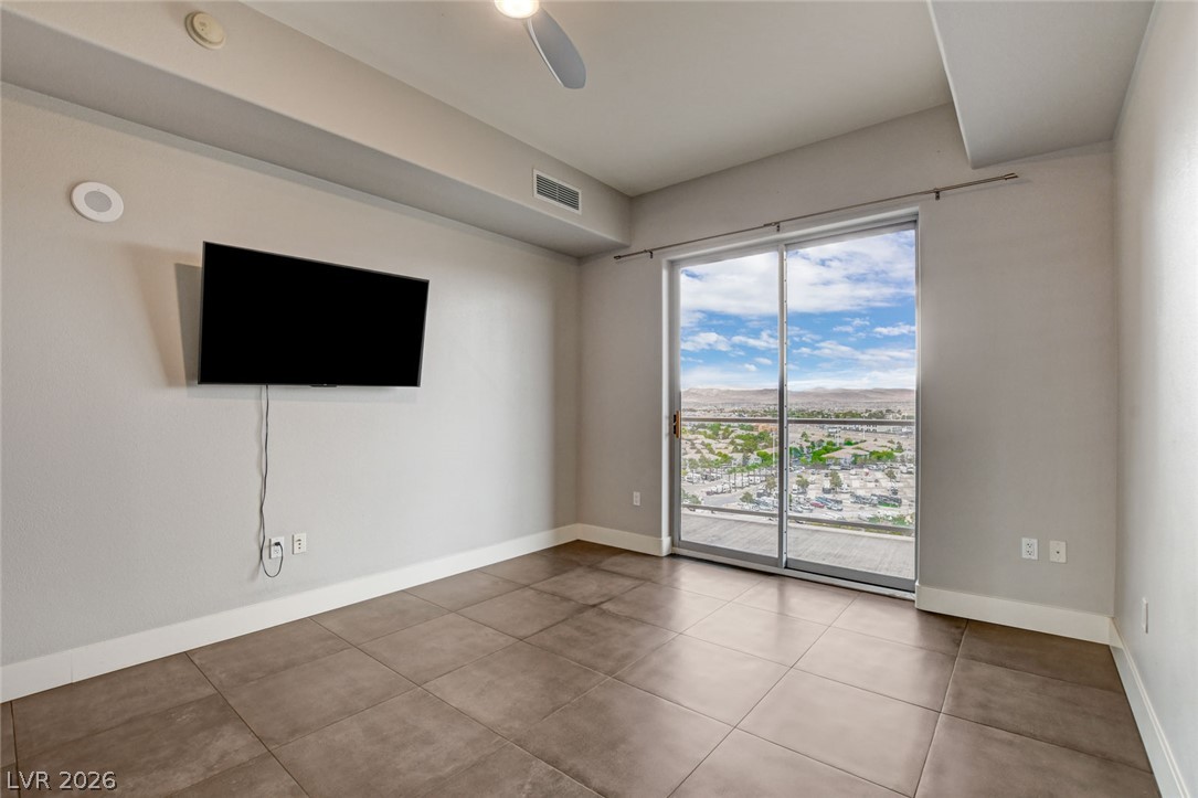 8255 Las Vegas Boulevard 1504 Las Vegas NV 89123
