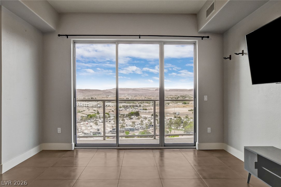 8255 Las Vegas Boulevard 1504 Las Vegas NV 89123