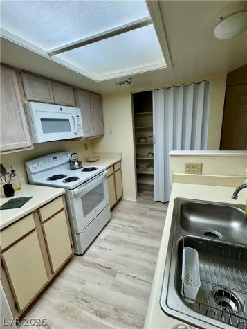 3550 Bay Sands Drive 3053 Laughlin NV 89029