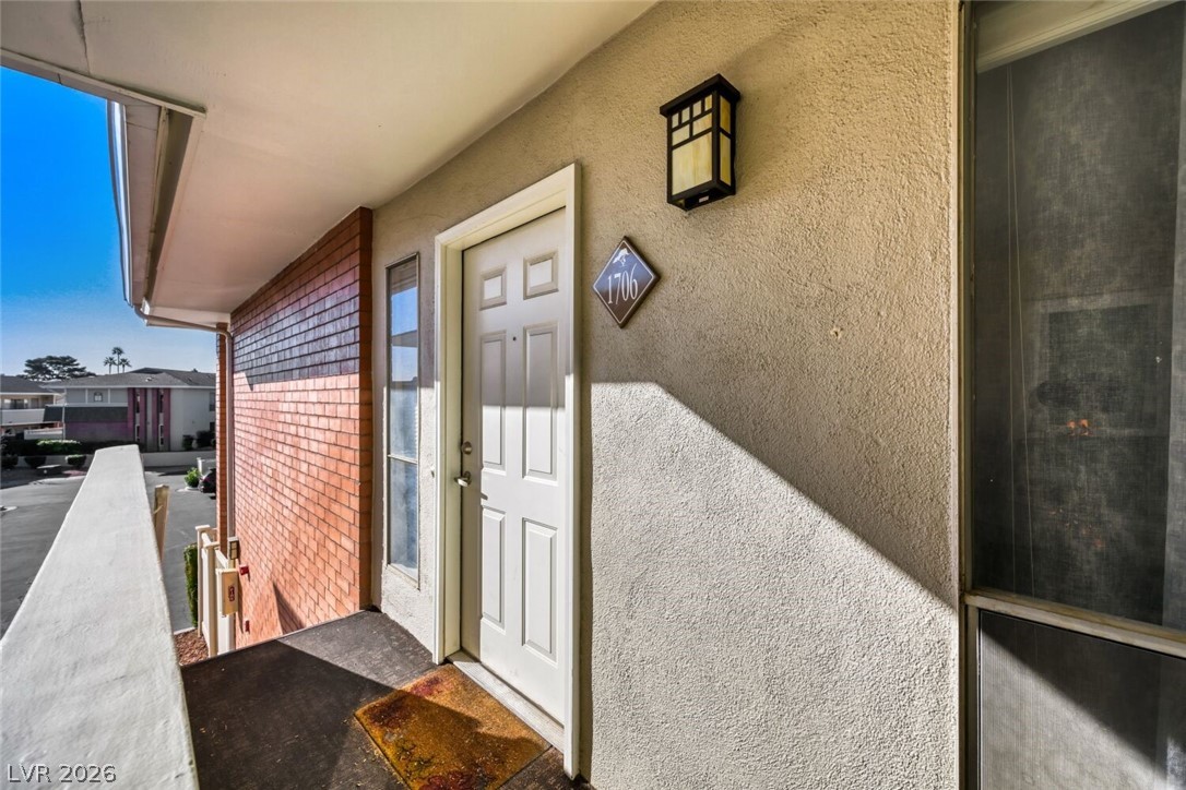 668 Oakmont Avenue 1706 Las Vegas NV 89109