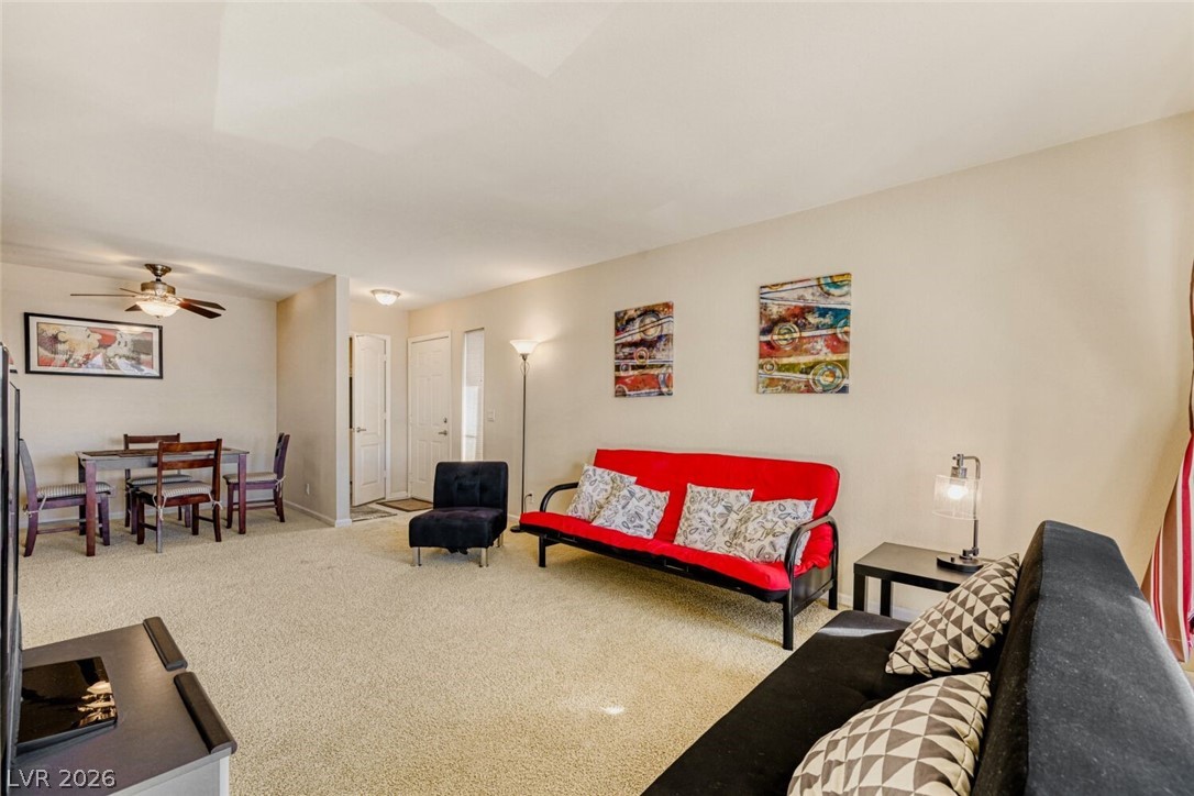 668 Oakmont Avenue 1706 Las Vegas NV 89109