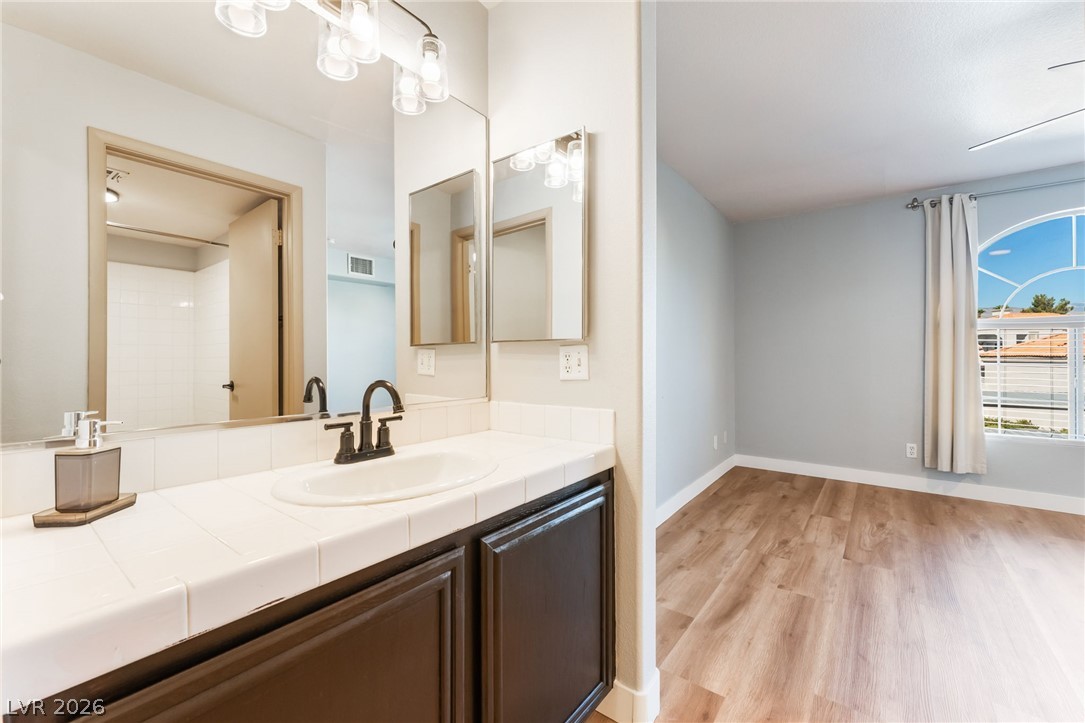 3125 North Buffalo Drive 2097 Las Vegas NV 89128