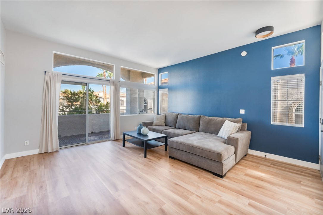 3125 North Buffalo Drive 2097 Las Vegas NV 89128