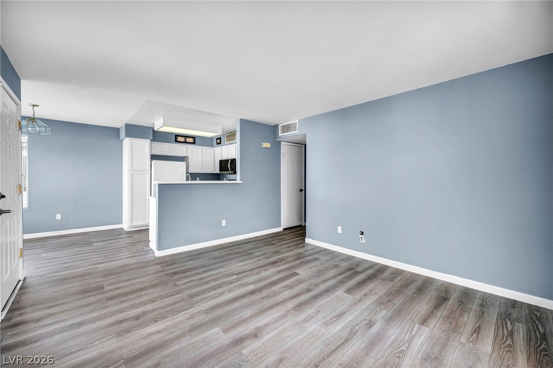 5222 Mandalay Springs Drive 201 Las Vegas NV 89120