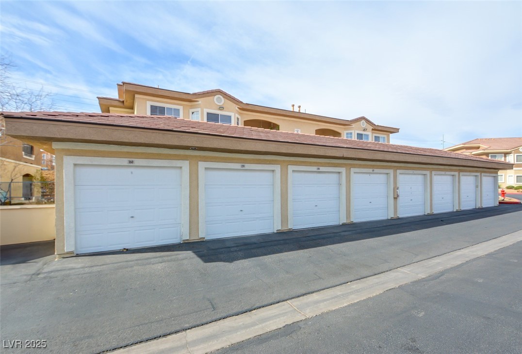 833 Aspen Peak Loop 712 Henderson NV 89011