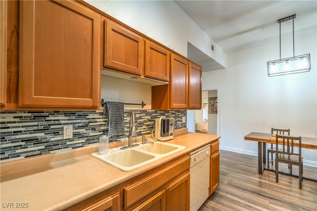 8805 Jeffreys Street 2112 Las Vegas NV 89123