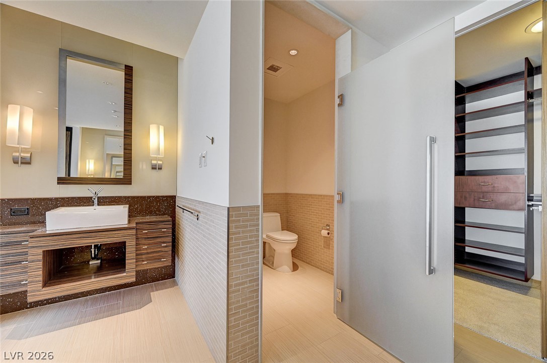3750 South Las Vegas Boulevard 3707 Las Vegas NV 89158