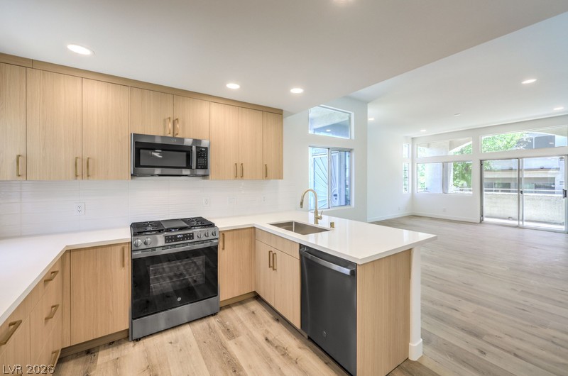 3125 North Buffalo Drive 2127 Las Vegas NV 89128