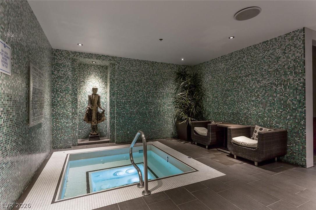4575 Dean Martin Drive 2907 Las Vegas NV 89103