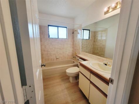 1417 Santa Margarita Street G Las Vegas NV 89146