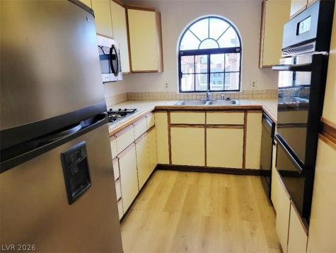 1417 Santa Margarita Street G Las Vegas NV 89146
