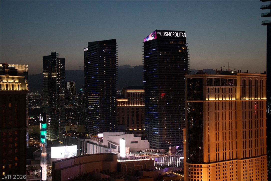 125 East Harmon Avenue 3301 & 3303 Las Vegas NV 89109