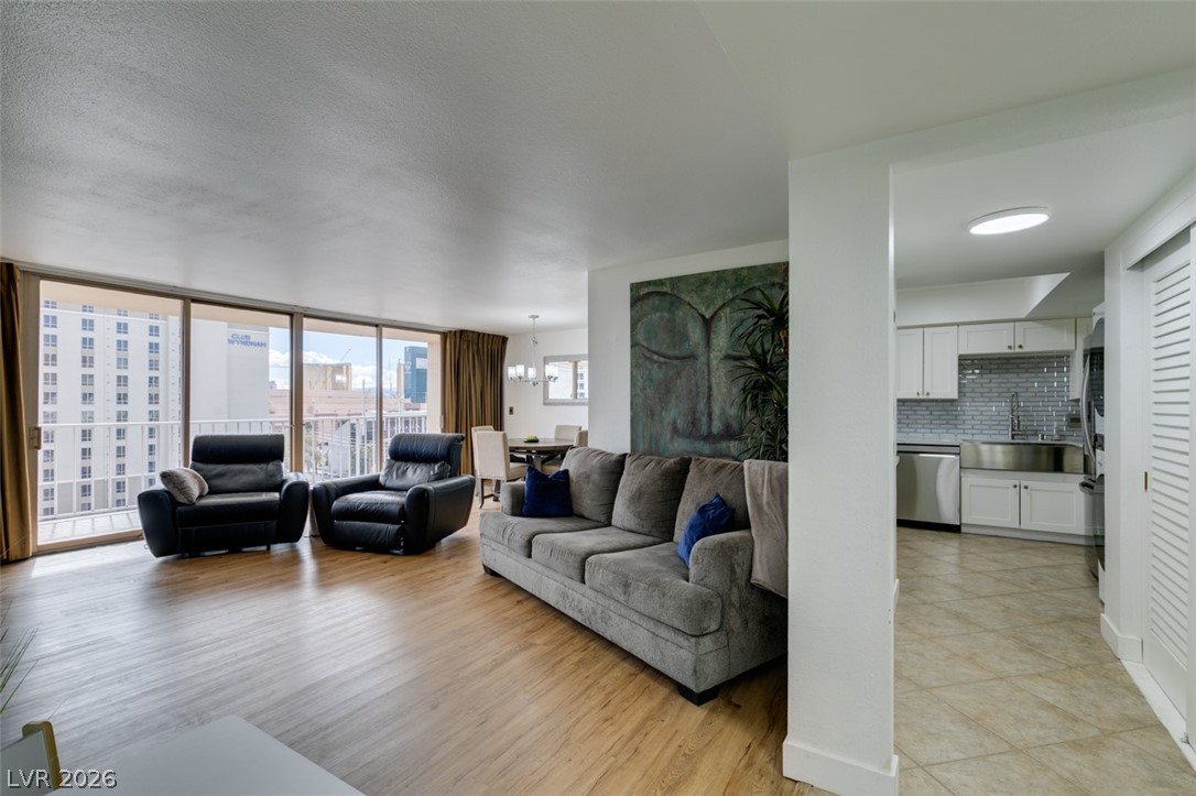 205 East Harmon Avenue 1005 Las Vegas NV 89169