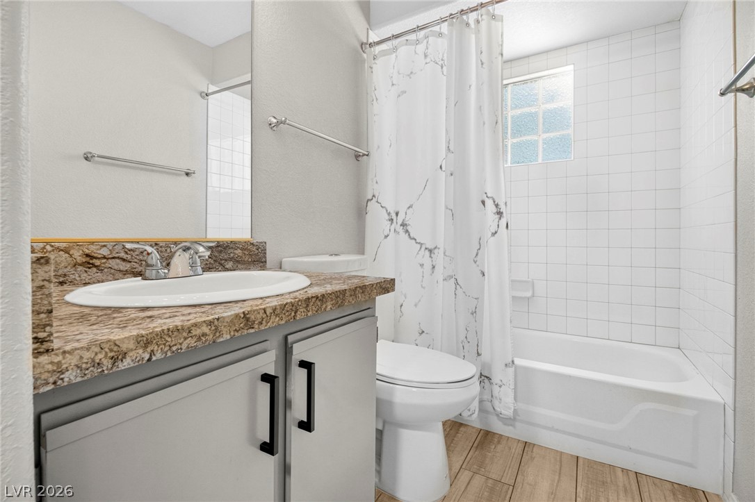 6808 Elm Creek Drive 104 Las Vegas NV 89108
