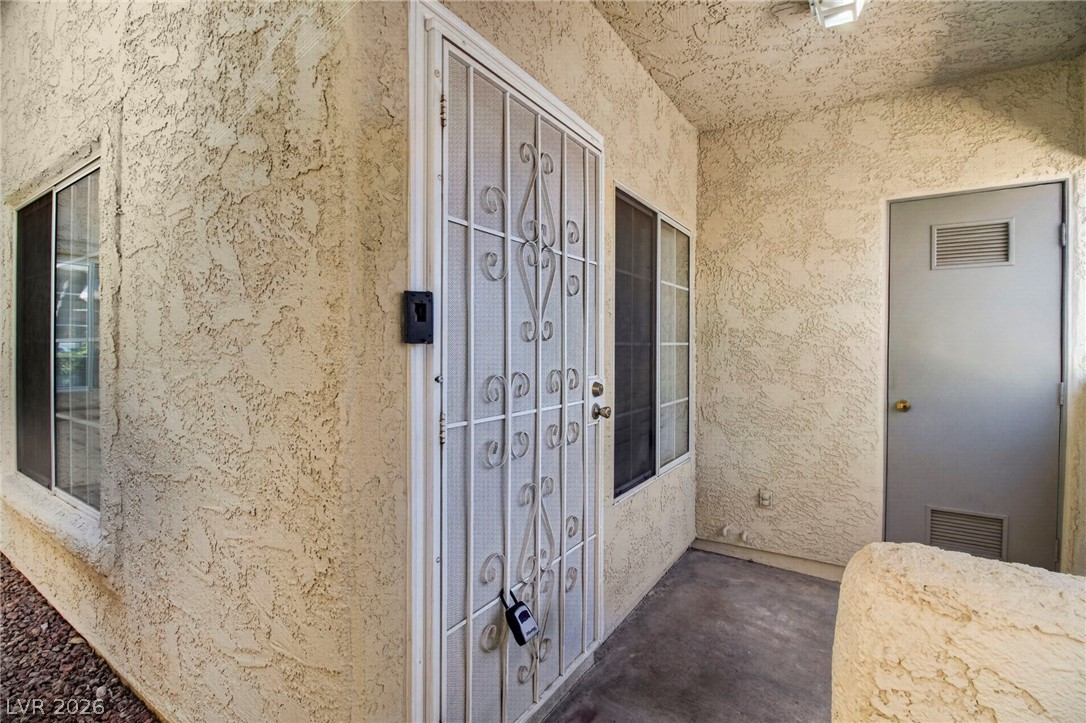 6808 Elm Creek Drive 104 Las Vegas NV 89108