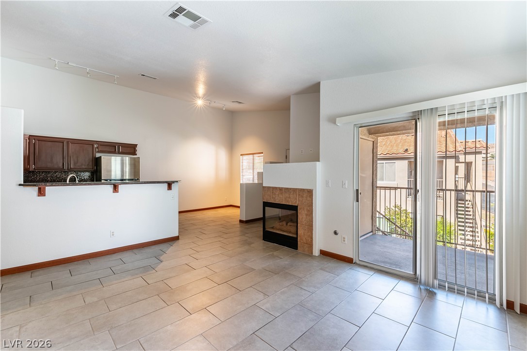 2110 Los Feliz Street 2014 Las Vegas NV 89156