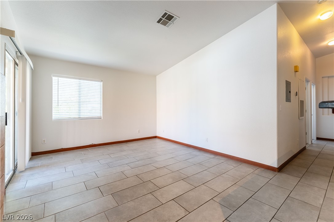2110 Los Feliz Street 2014 Las Vegas NV 89156