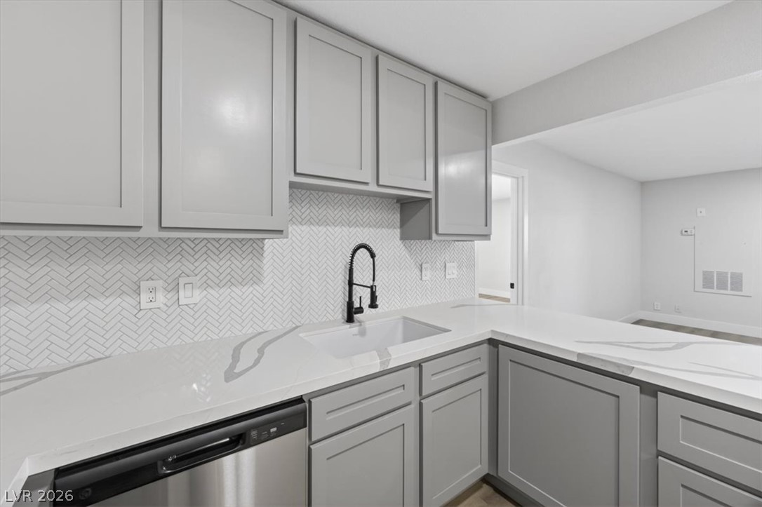 3151 Soaring Gulls Drive 1152 Las Vegas NV 89128