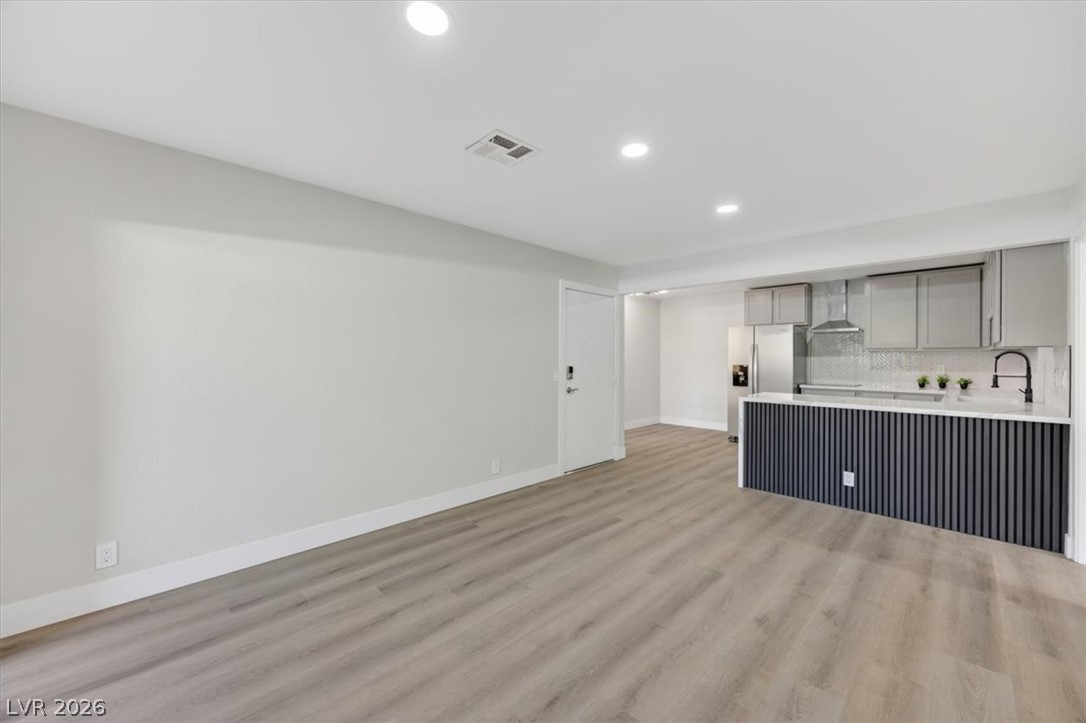 3151 Soaring Gulls Drive 1152 Las Vegas NV 89128