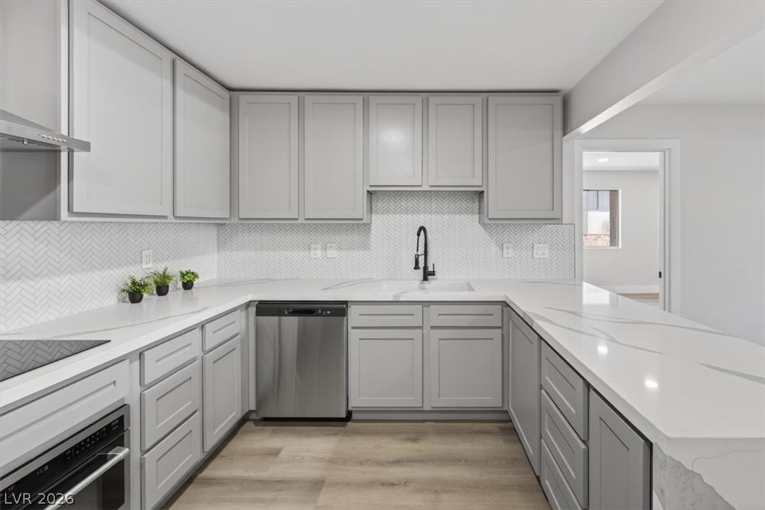 3151 Soaring Gulls Drive 1152 Las Vegas NV 89128