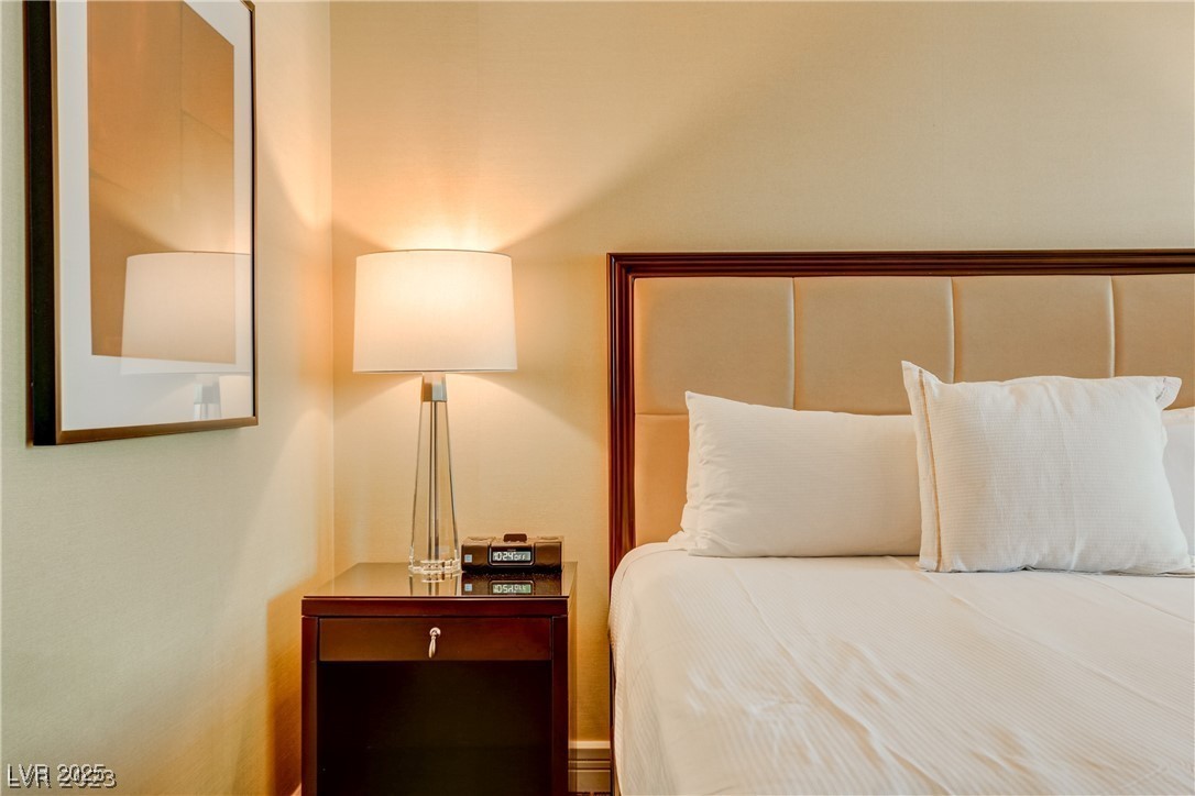 2000 North Fashion Show Drive 2203 Las Vegas NV 89109