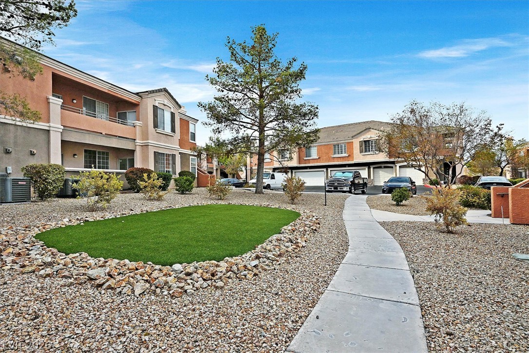 1513 Truett Street 104 Las Vegas NV 89128