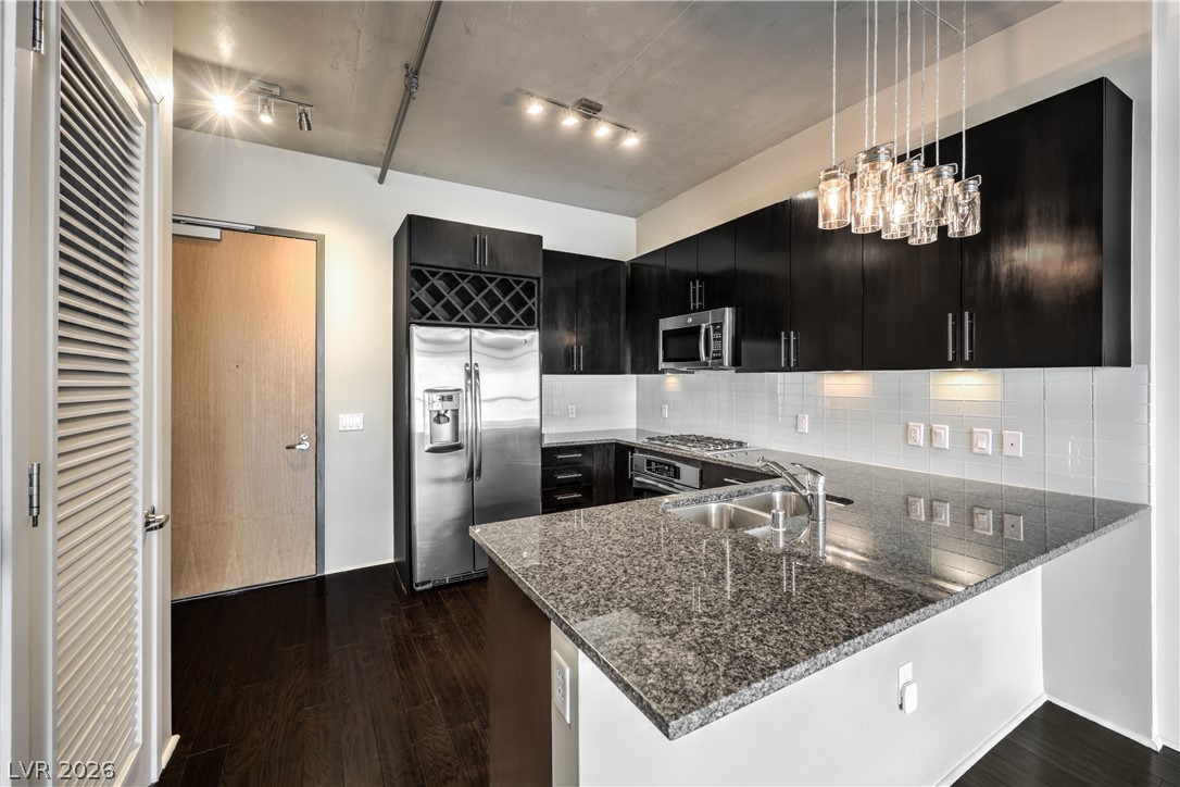 353 Bonneville Avenue 511 Las Vegas NV 89101