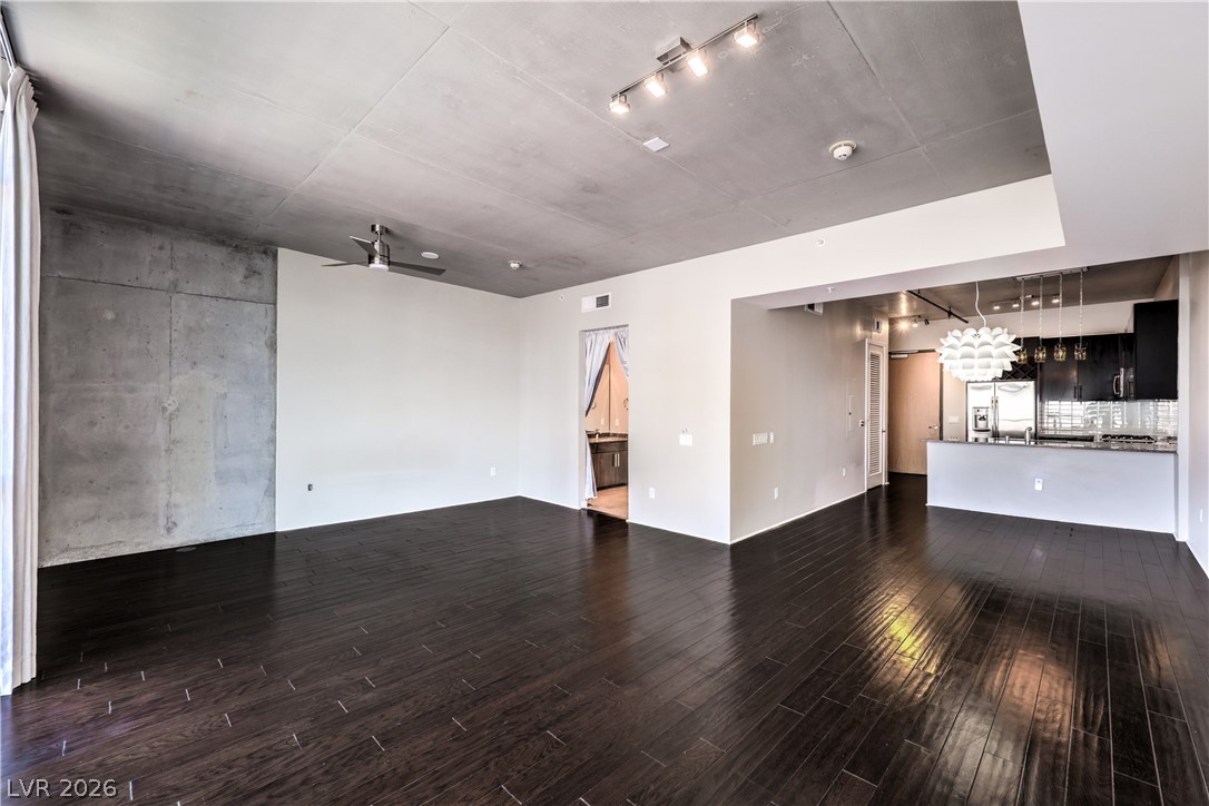 353 Bonneville Avenue 511 Las Vegas NV 89101