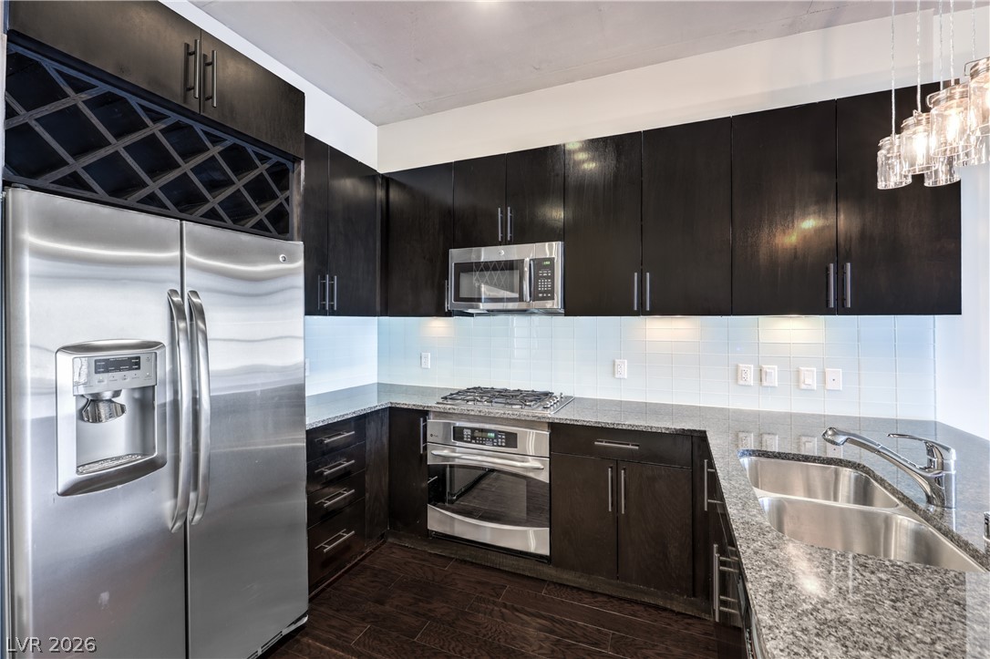 353 Bonneville Avenue 511 Las Vegas NV 89101