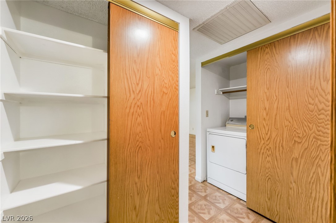 4340 Sanderling Circle 78 Las Vegas NV 89103